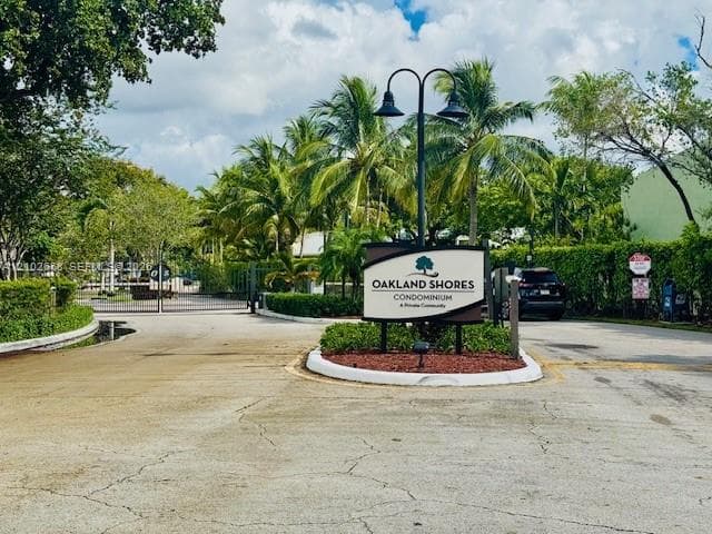 3123 Oakland Shores Dr # D202, Oakland Park FL 33309