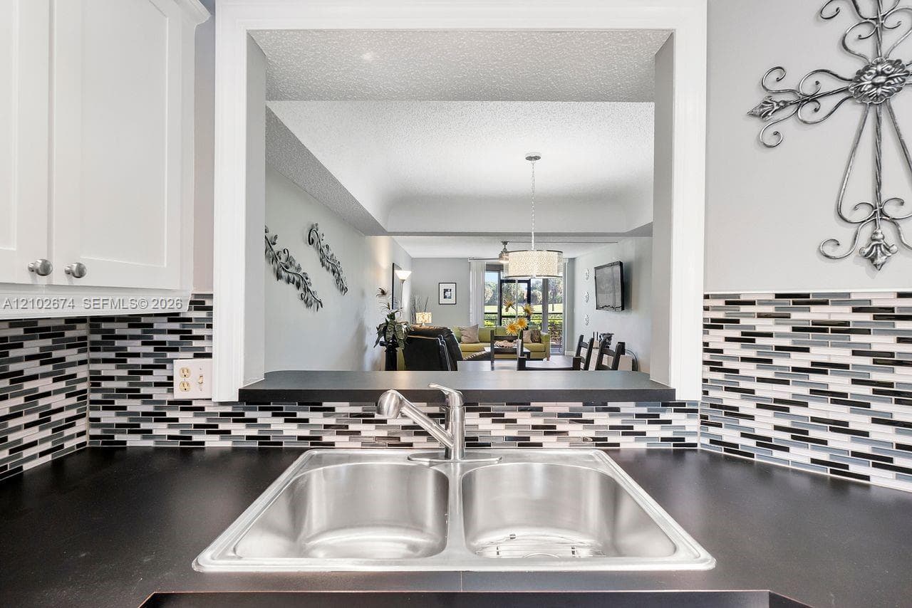 23249 N Barwood Ln N # 102, Boca Raton FL 33428