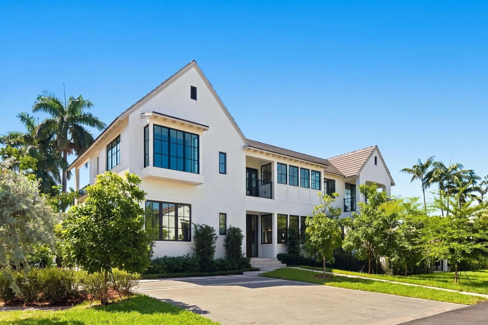 5262 LA GORCE Drive, Miami Beach FL 33140