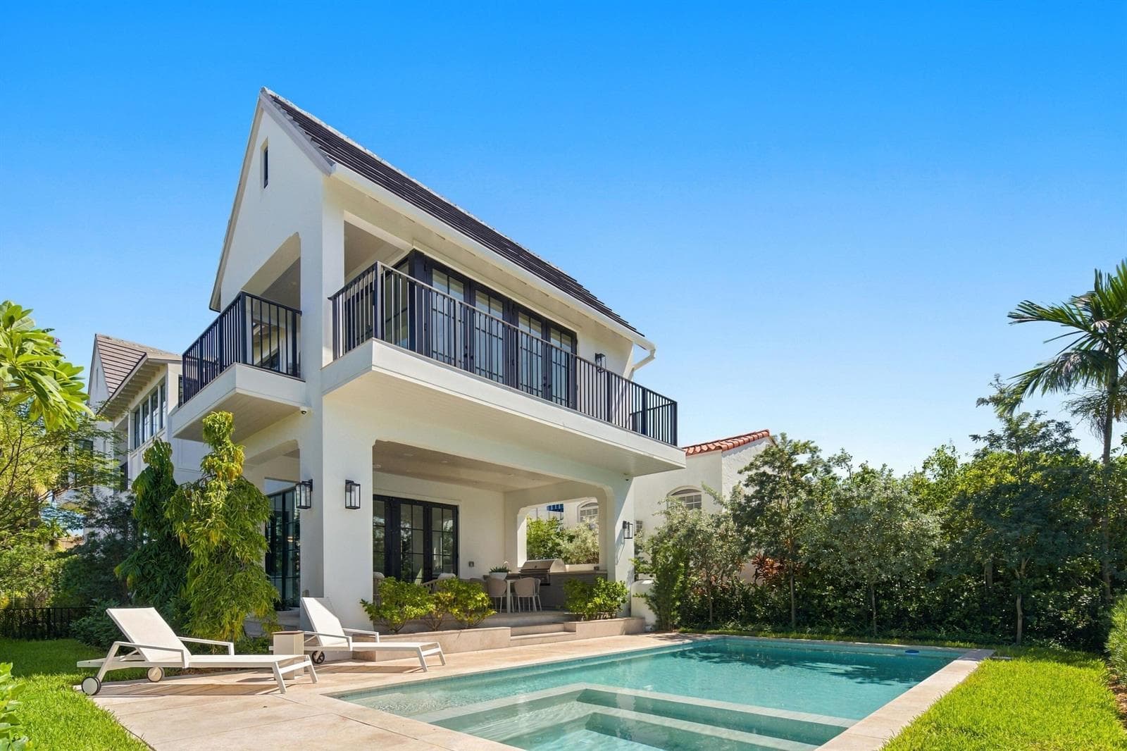 5262 LA GORCE Drive, Miami Beach FL 33140
