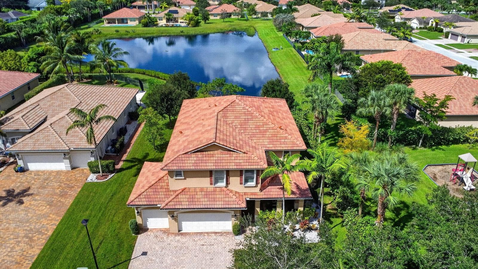 9070 WINTERHAVEN Circle, West Palm Beach FL 33411