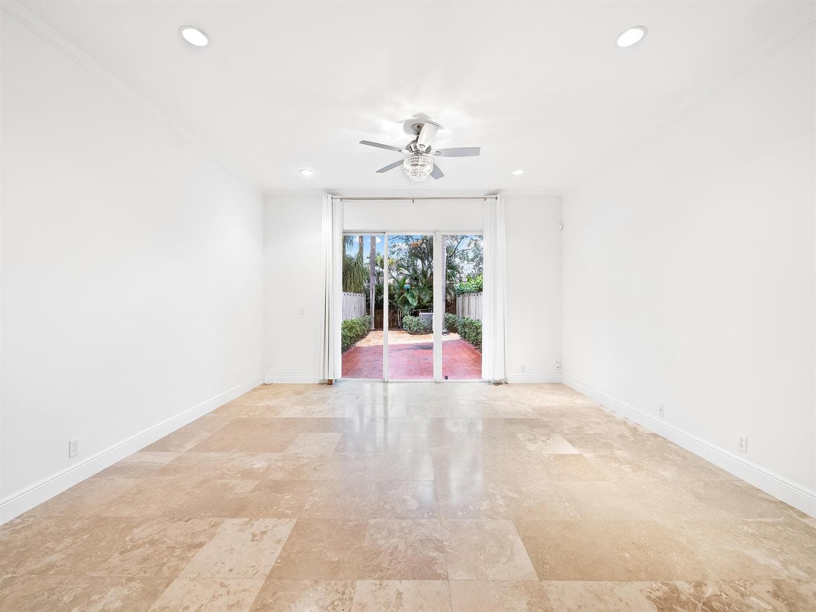 1226 NE 14th Avenue, Fort Lauderdale FL 33304