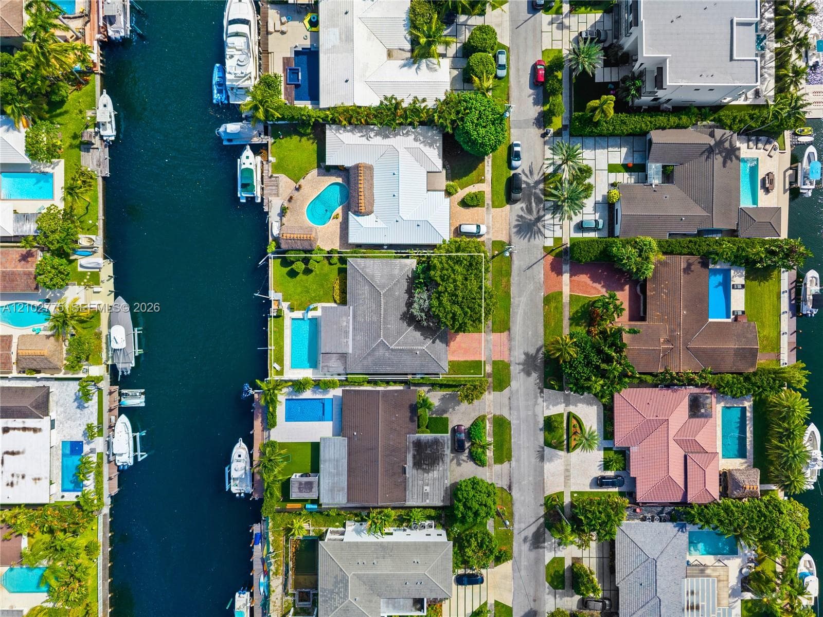 12805 Maple Rd, North Miami FL 33181