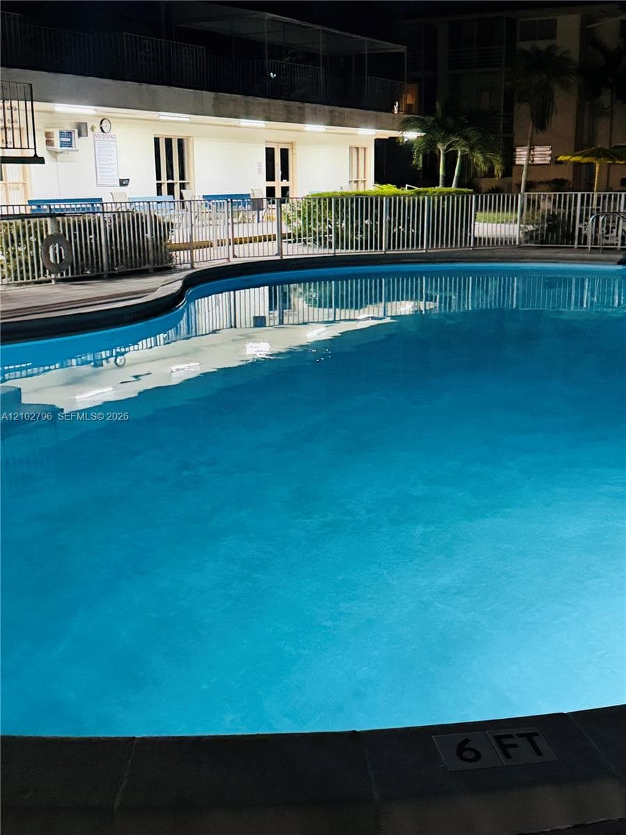 17050 NE 14th Ave # 209, Miami FL 33162