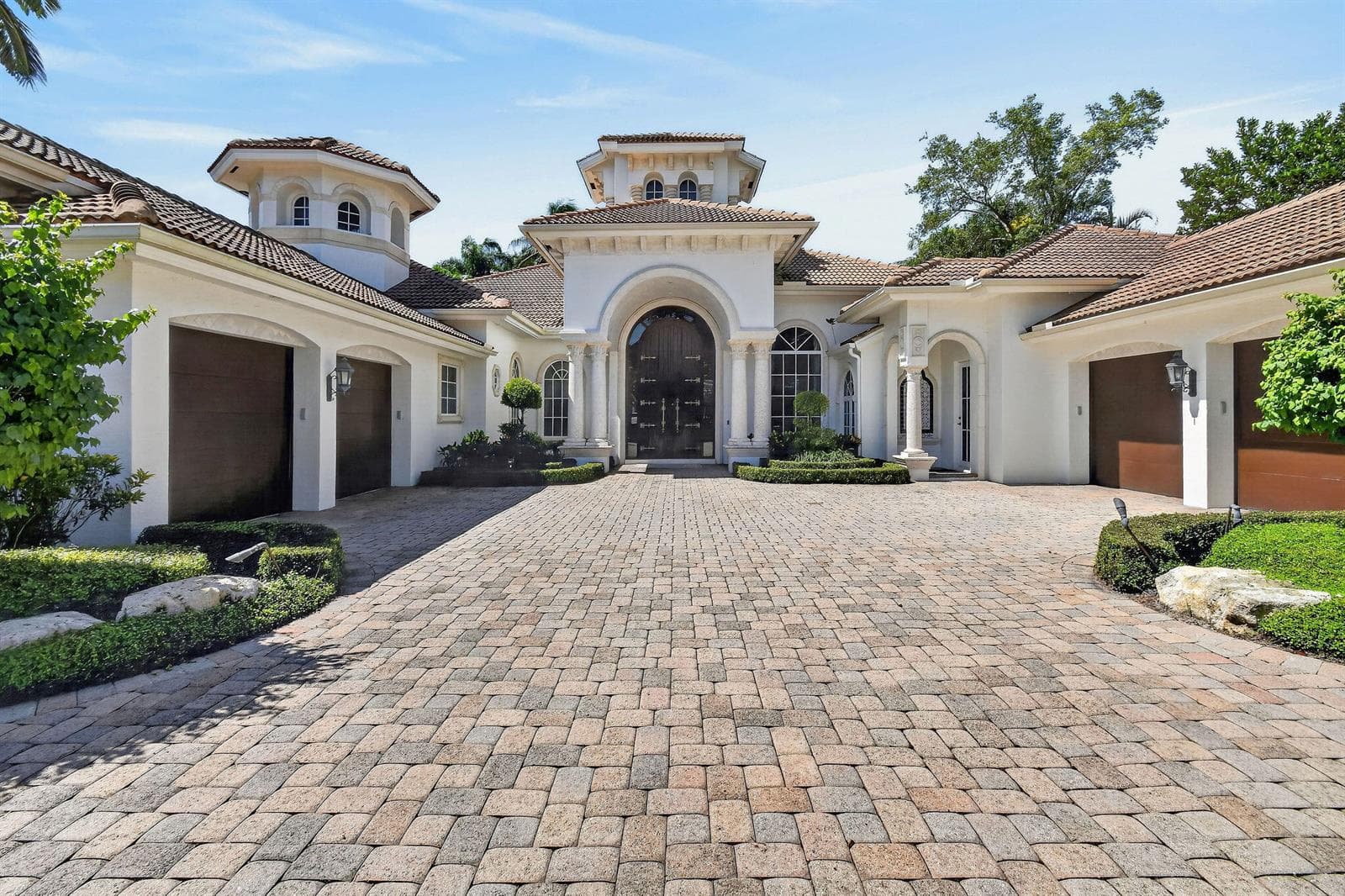 209 Grand Pointe Drive, Palm Beach Gardens FL 33418