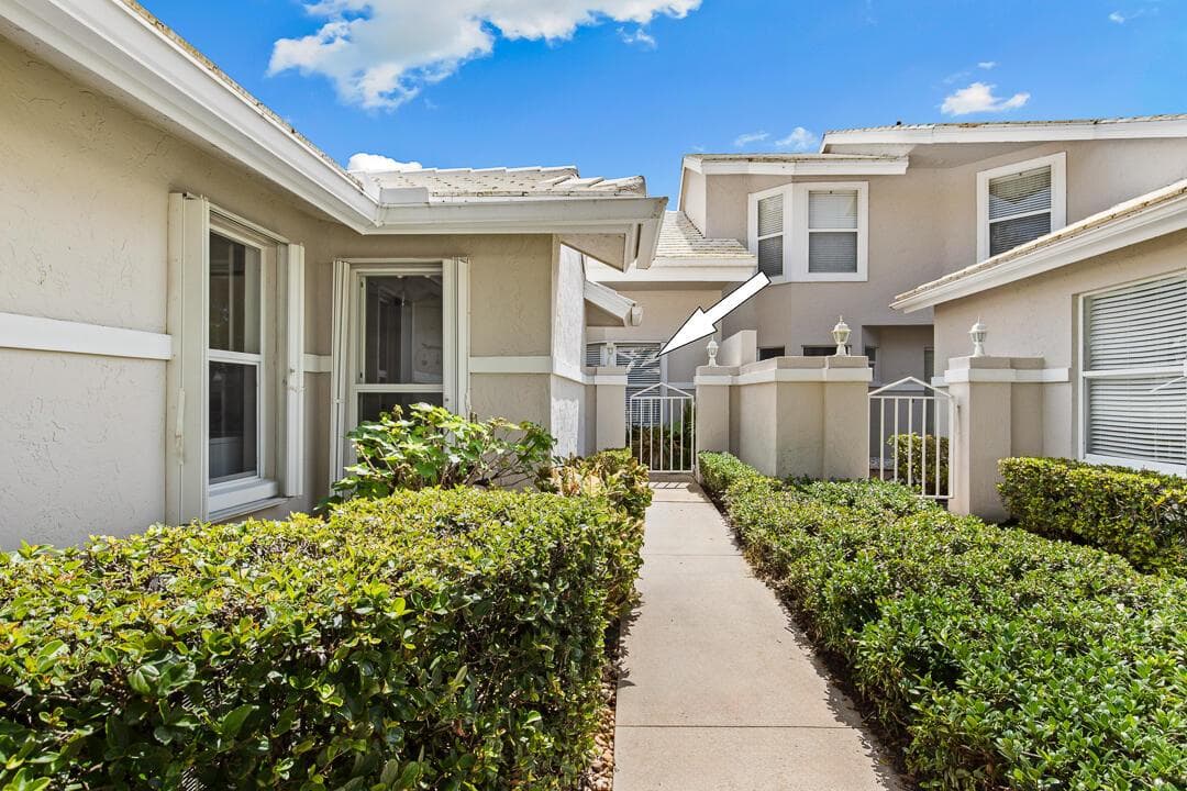 2380 SW Foxpoint Way, Palm City FL 34990
