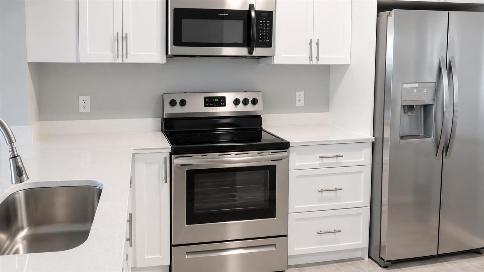 3050 PRESIDENTIAL Way # 206, West Palm Beach FL 33401
