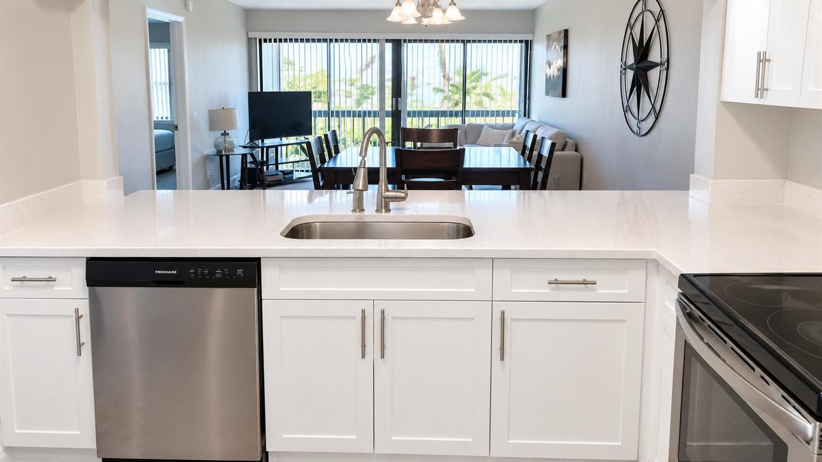 3050 PRESIDENTIAL Way # 206, West Palm Beach FL 33401
