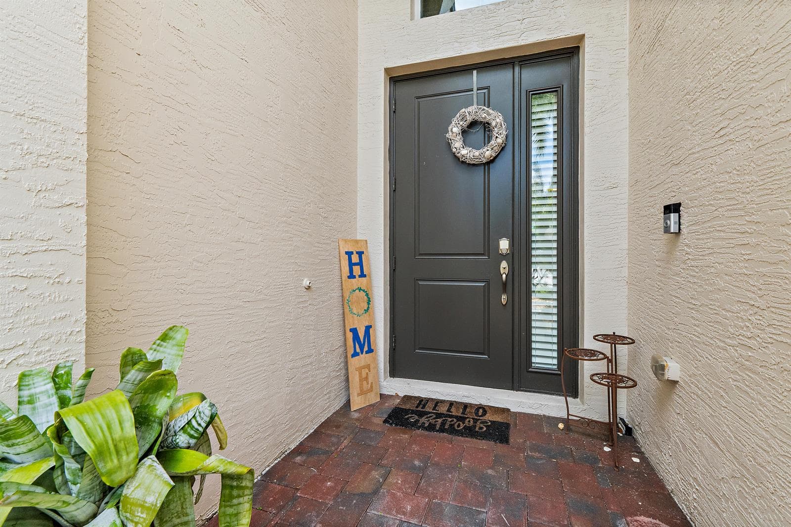4677 Mediterranean Circle, Palm Beach Gardens FL 33418