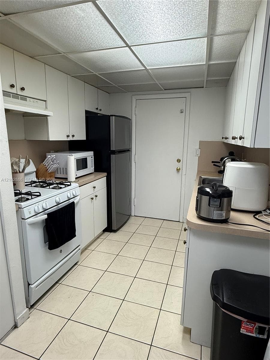 17901 NW 68th Ave # R209, Hialeah FL 33015