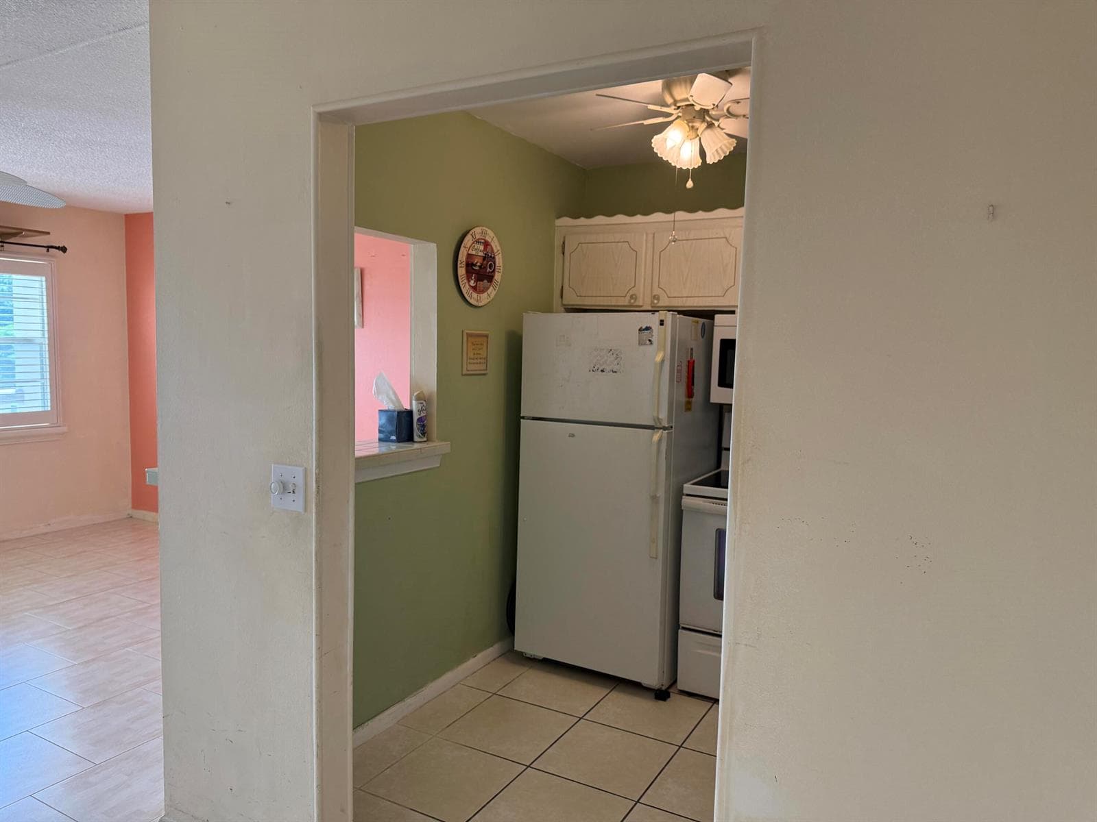 332 DOVER B, West Palm Beach FL 33417