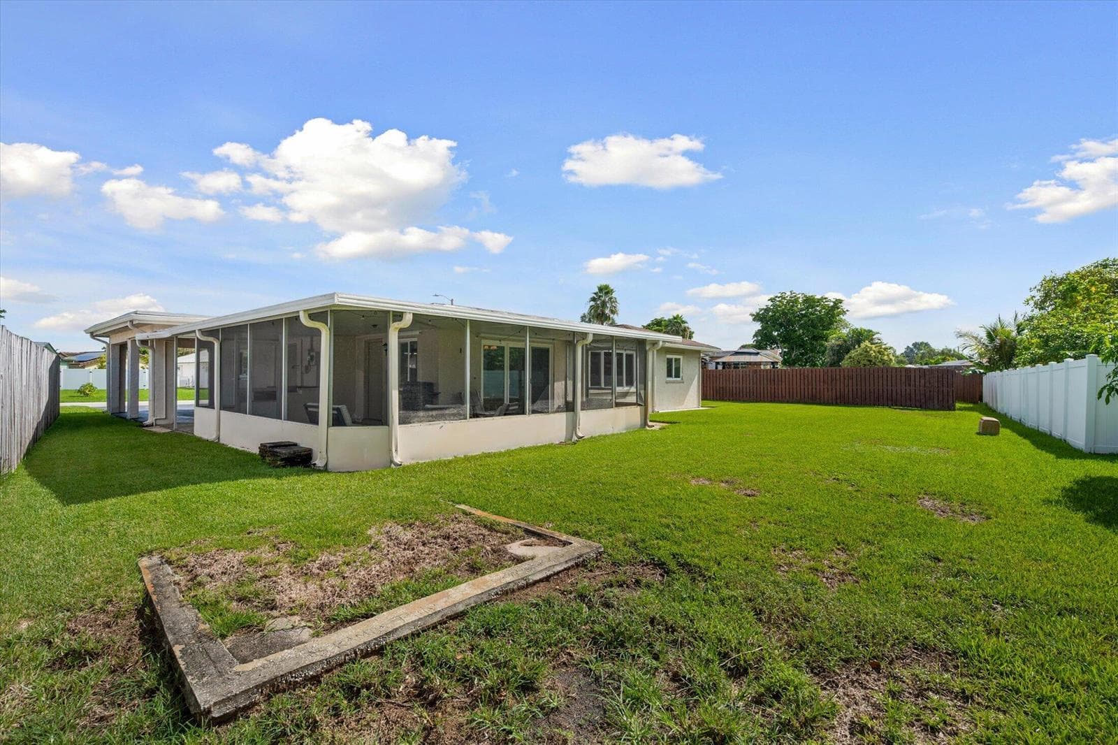 9704 NW 67TH Street, Tamarac FL 33321