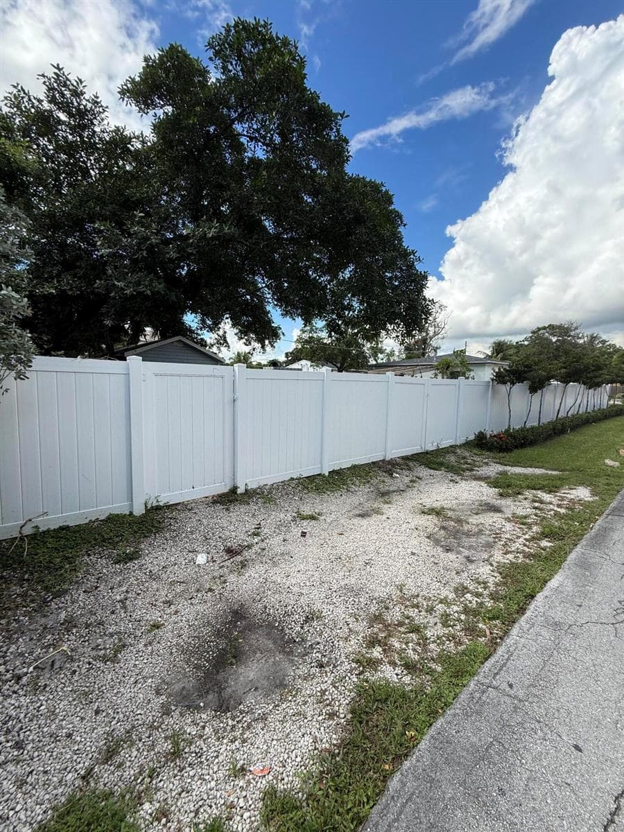 1044 NW 4TH Avenue, Fort Lauderdale FL 33311