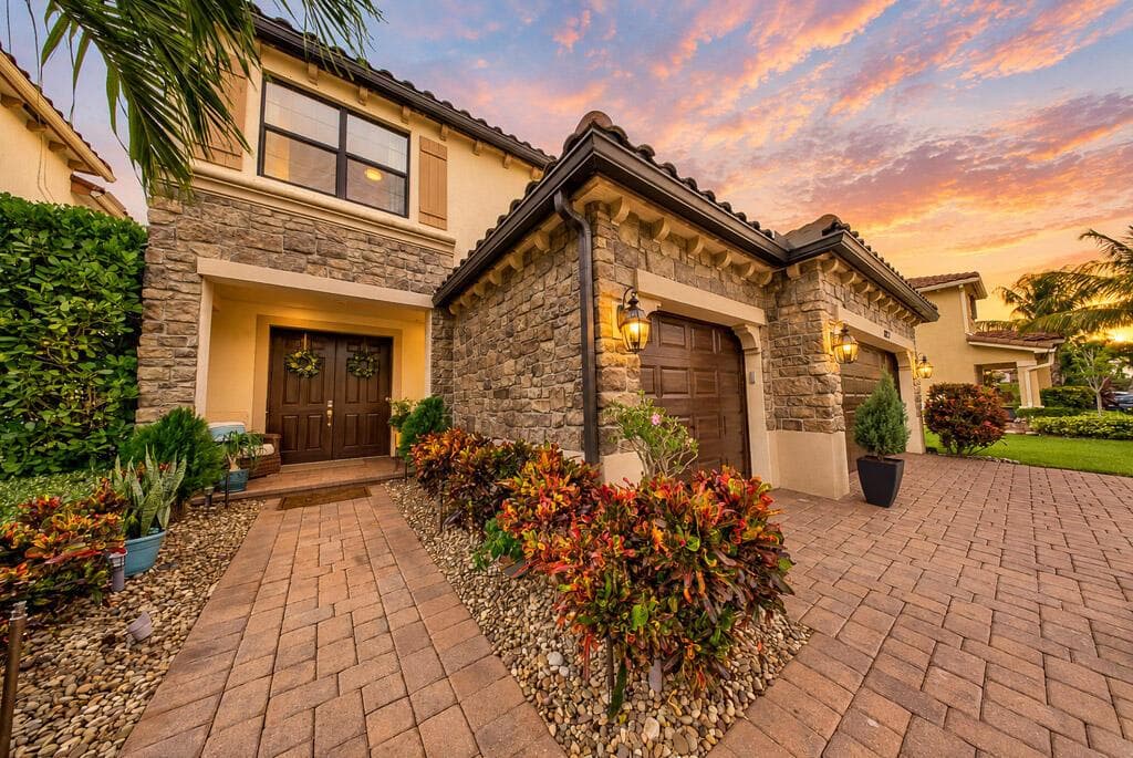 8832 Sea Chase Drive, Lake Worth FL 33467