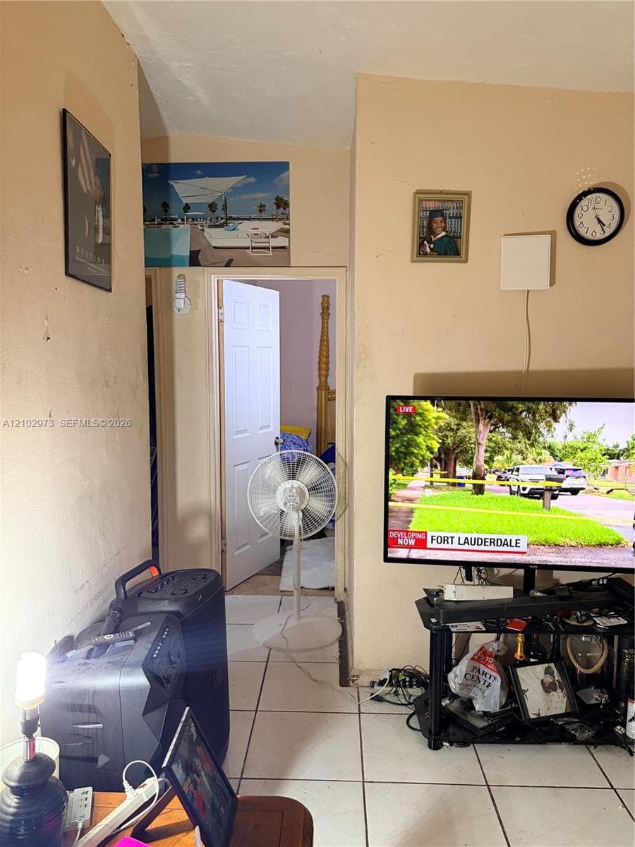 16461 NW 19 ct, Miami Gardens FL 33054