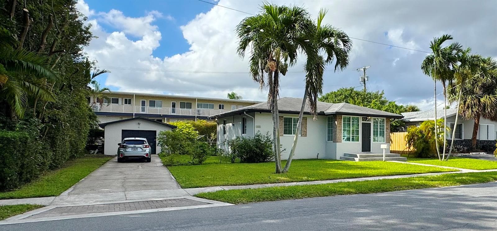 133 SE 2nd Street, Dania Beach FL 33004