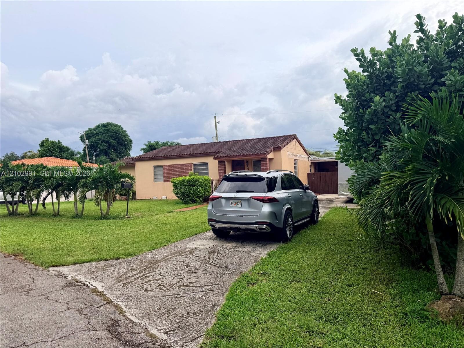 7400 SW 19th St, Miami FL 33155