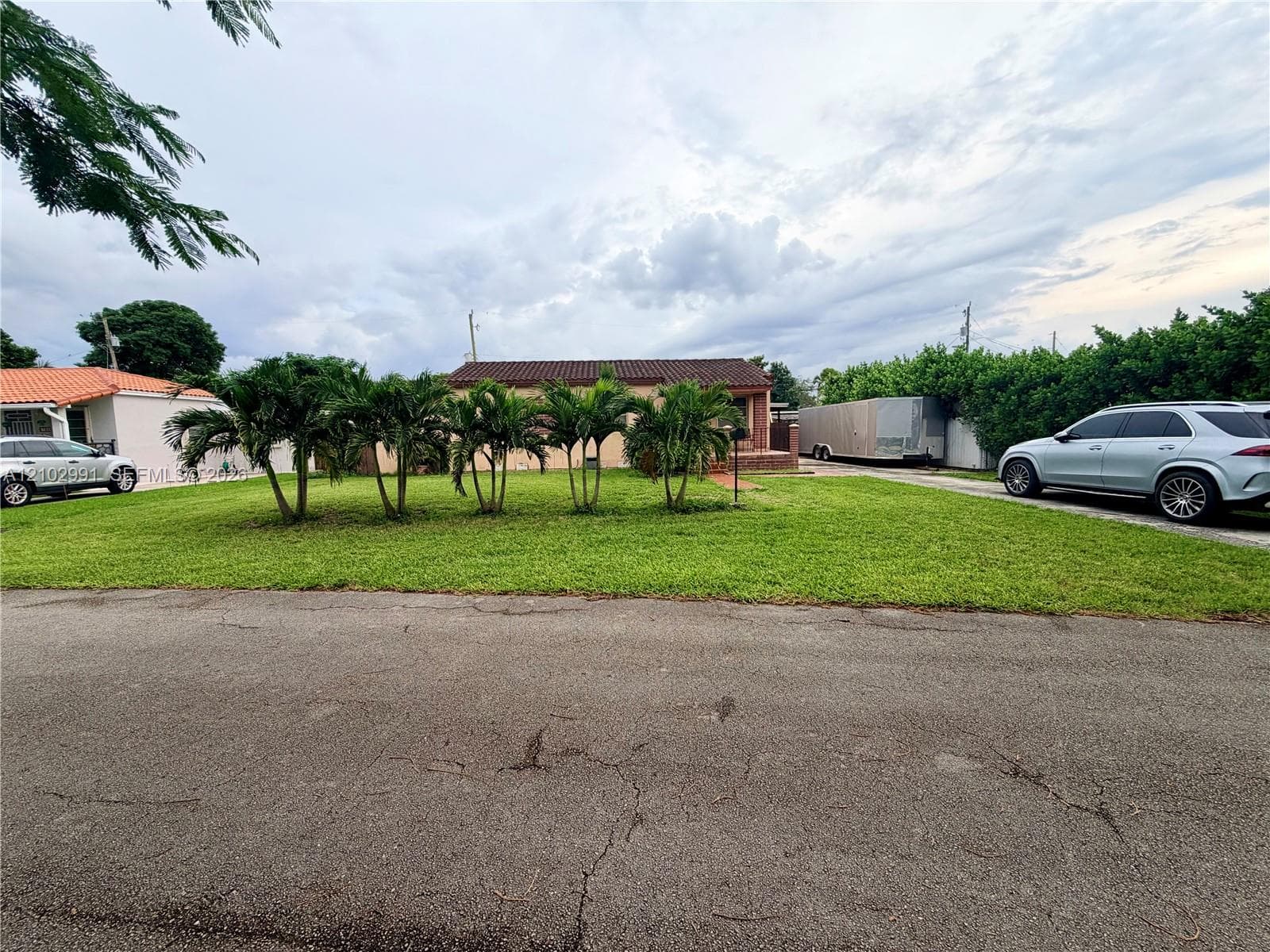 7400 SW 19th St, Miami FL 33155