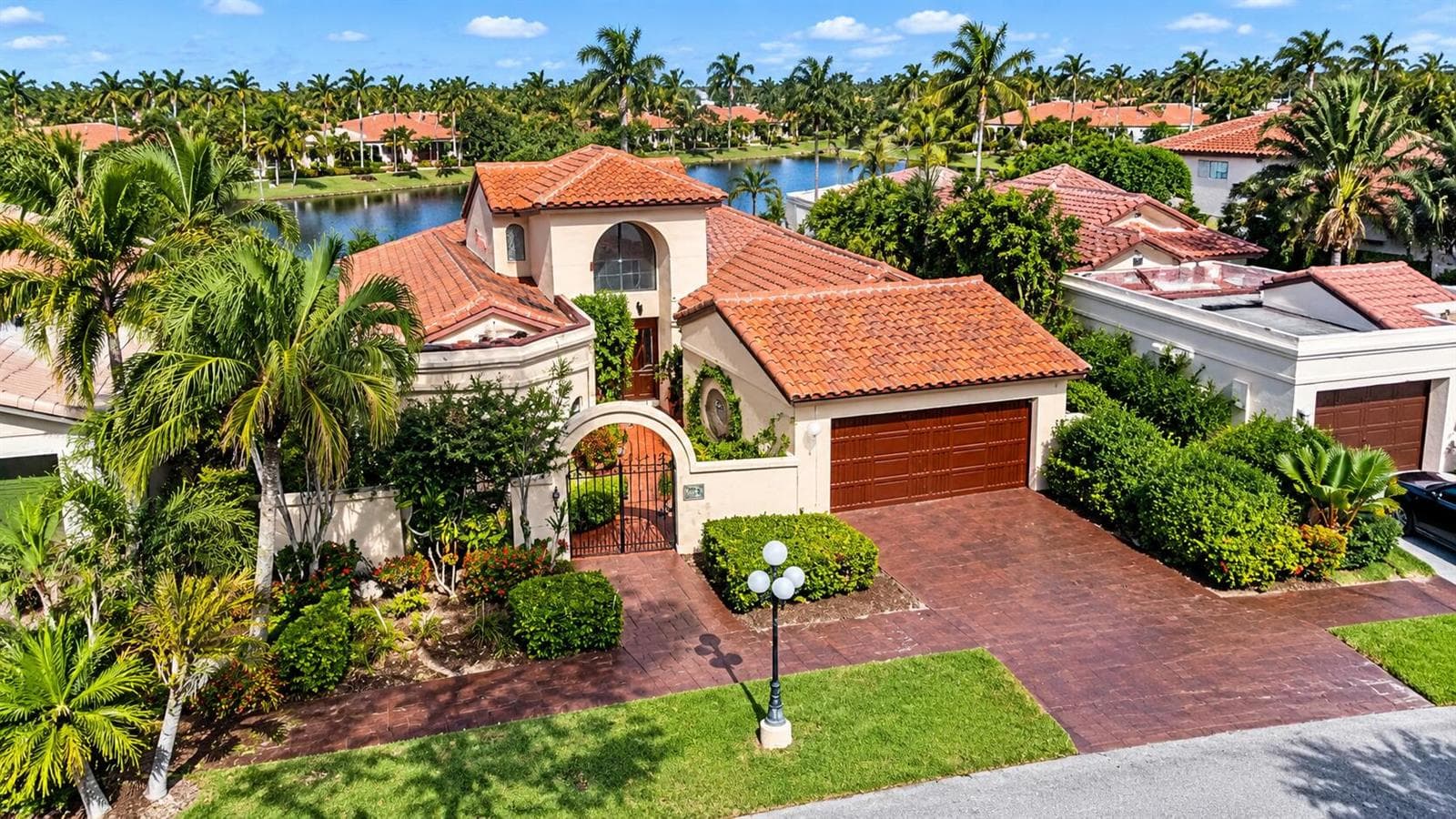 556 Deer Creek Via Genova, Deerfield Beach FL 33442