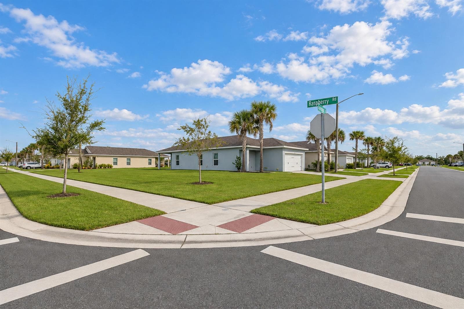 521 Cherimoya Street, Fort Pierce FL 34981