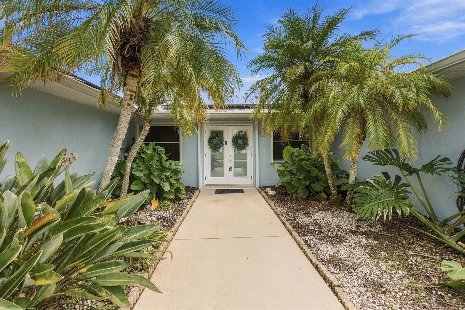 180 NE Surfside Avenue, Port St. Lucie FL 34983