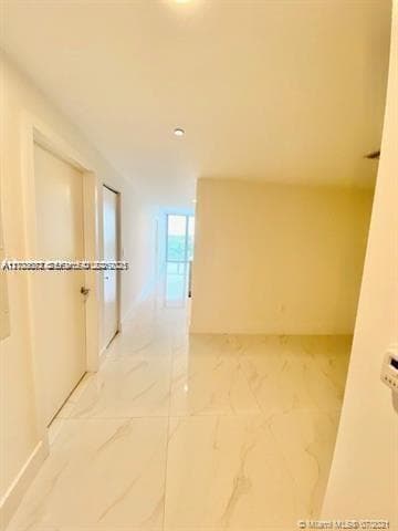16385 Biscayne Blvd # 702, North Miami Beach FL 33160