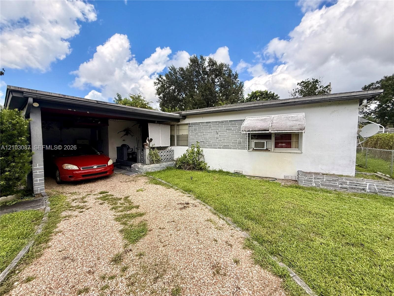 6409 Mayo St, Hollywood FL 33023