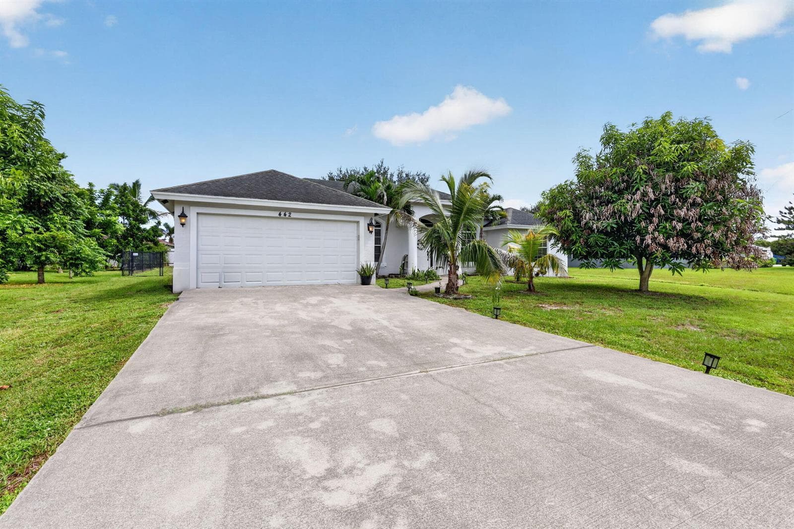 422 SW TULIP Boulevard, Port St. Lucie FL 34953