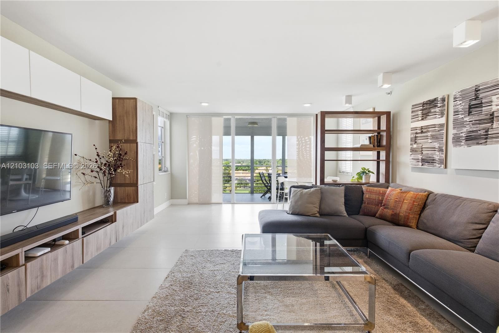 3507 Oaks Way # 802, Pompano Beach FL 33069
