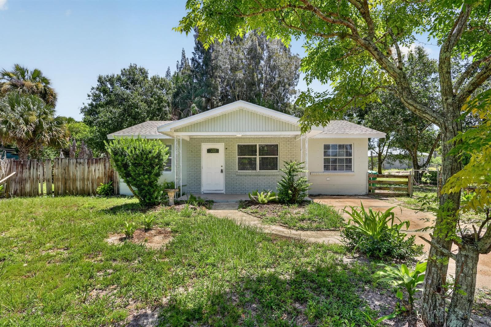 1920 N 48th Street, Fort Pierce FL 34947