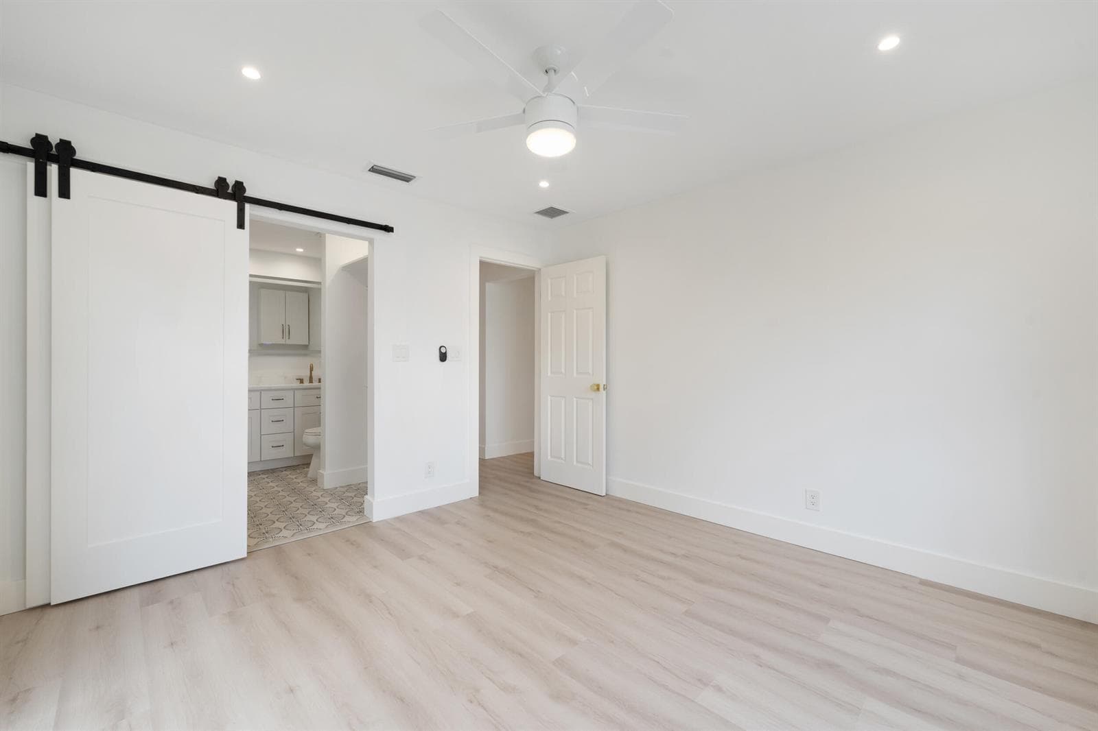 514 52nd Street, West Palm Beach FL 33407