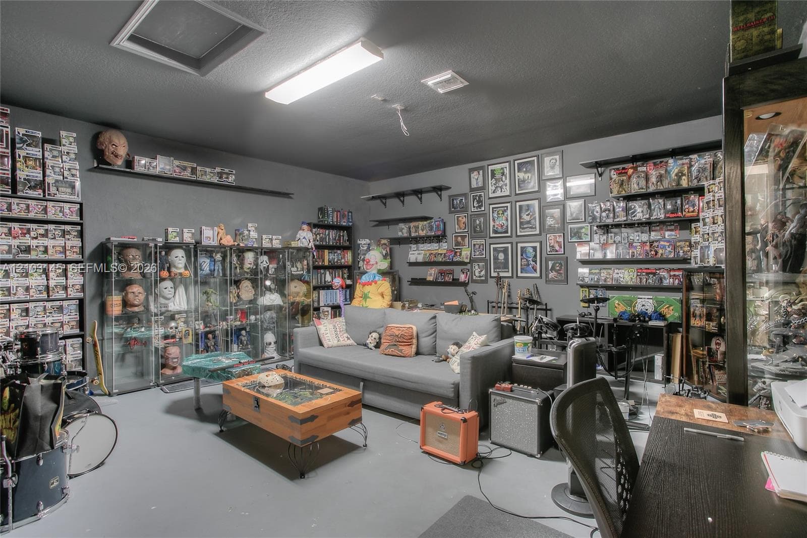 11611 SW 10th Ct, Pembroke Pines FL 33025