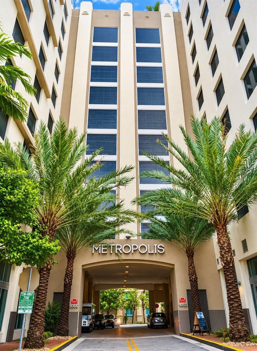 9055 SW 73rd Ct # 2402, Miami FL 33156