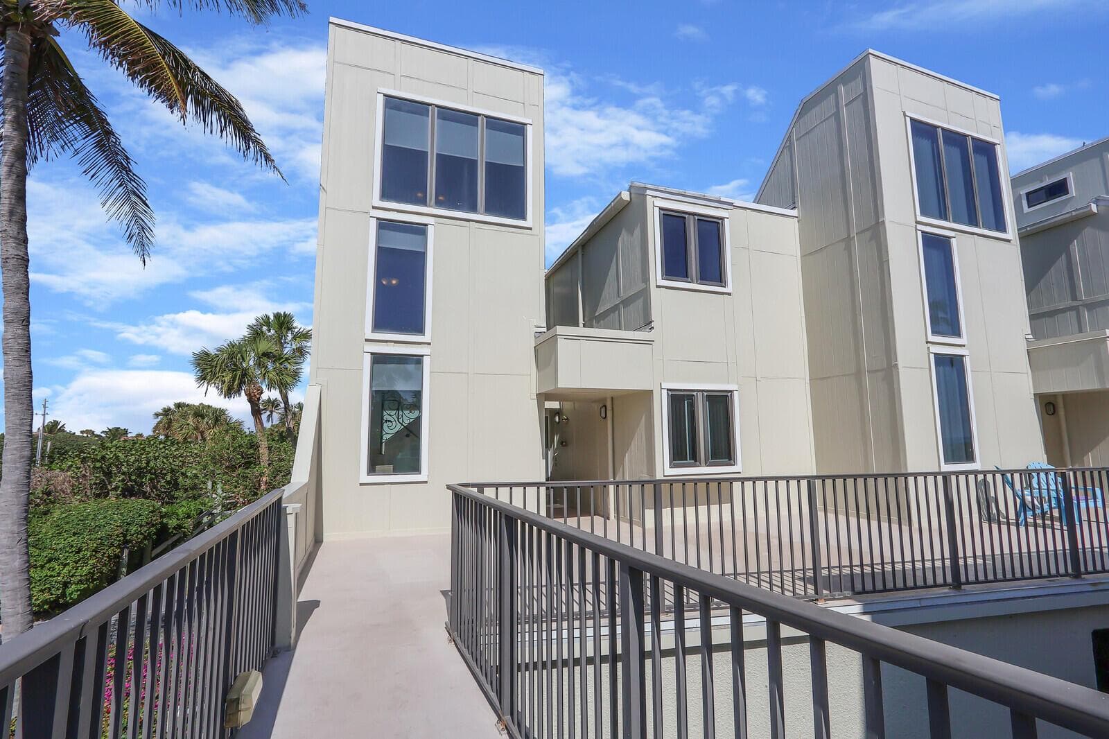 2051 NE Ocean Boulevard # 12, Stuart FL 34996