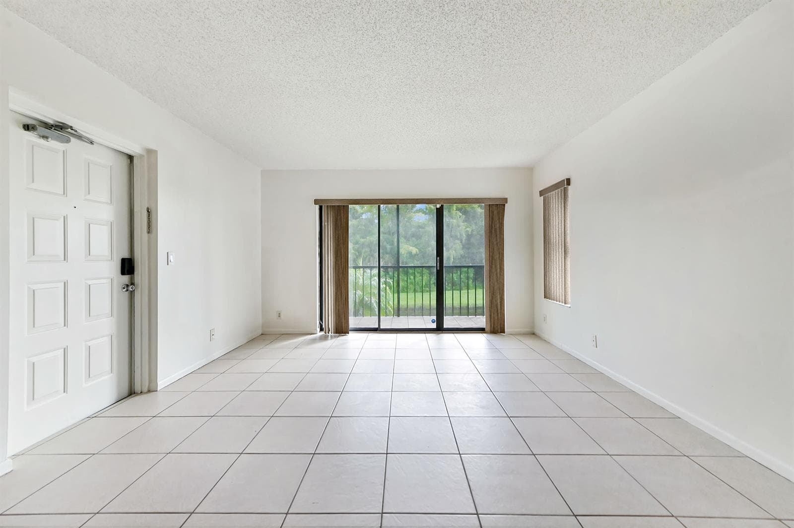 1005 Green Pine Boulevard # C2, West Palm Beach FL 33409