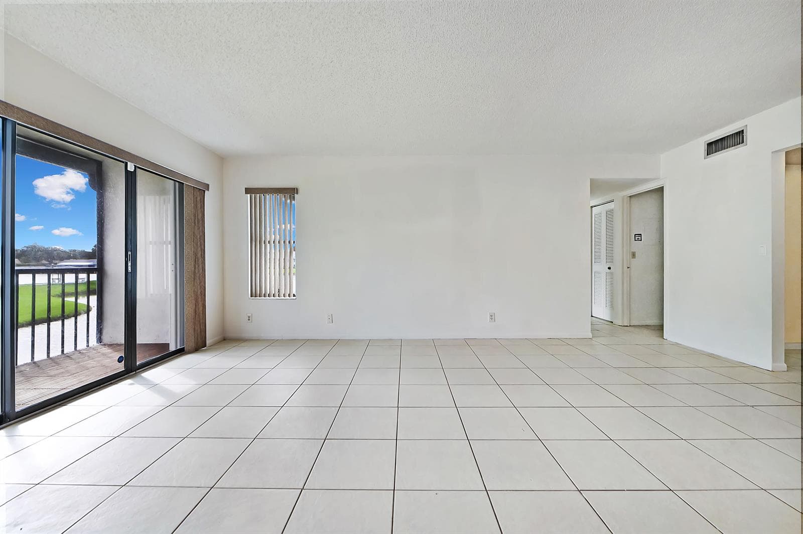 1005 Green Pine Boulevard # C2, West Palm Beach FL 33409