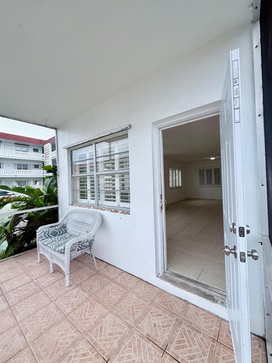 1280 NW 43rd Terrace # 107, Lauderhill FL 33313