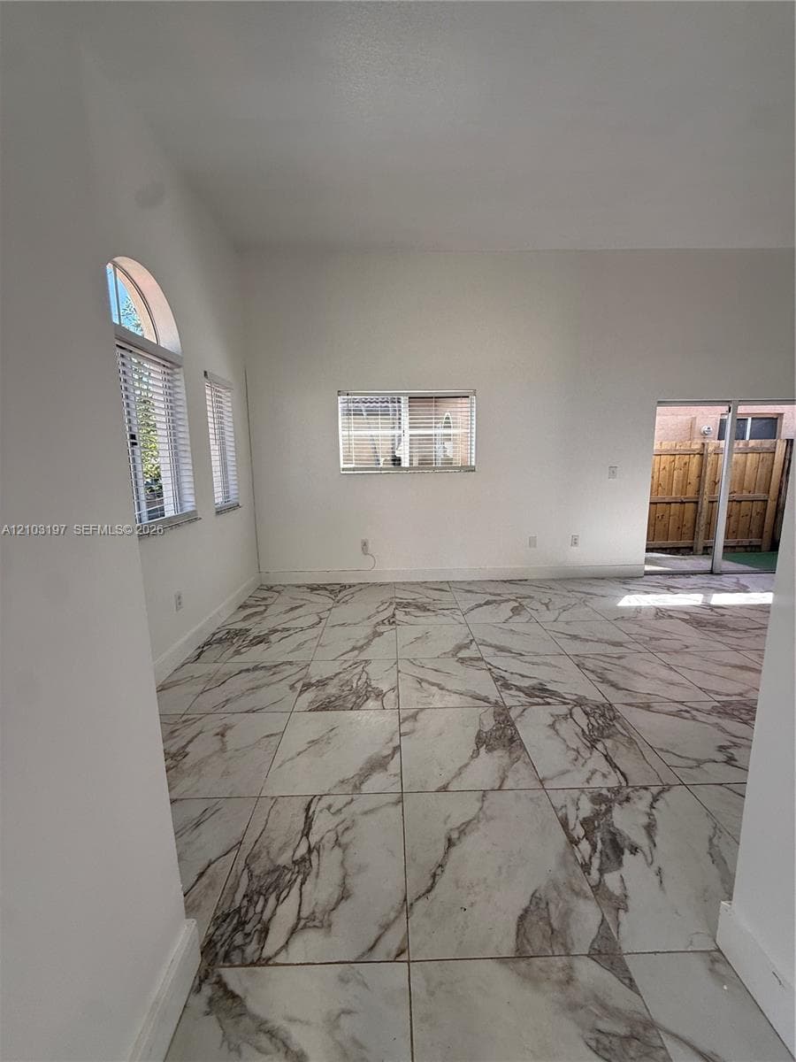 2514 NE 41, Homestead FL 33033