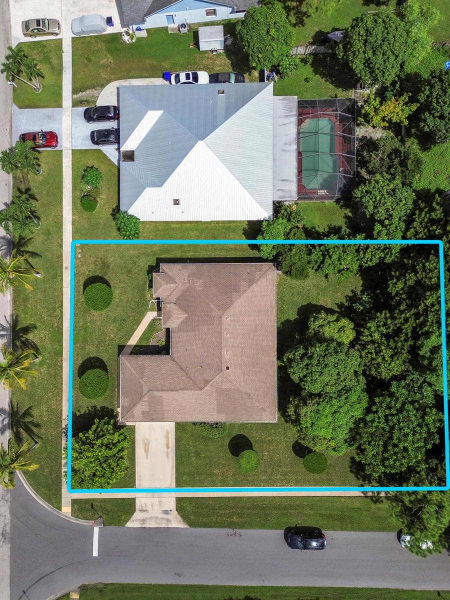 203 Ponce de Leon Street, Royal Palm Beach FL 33411