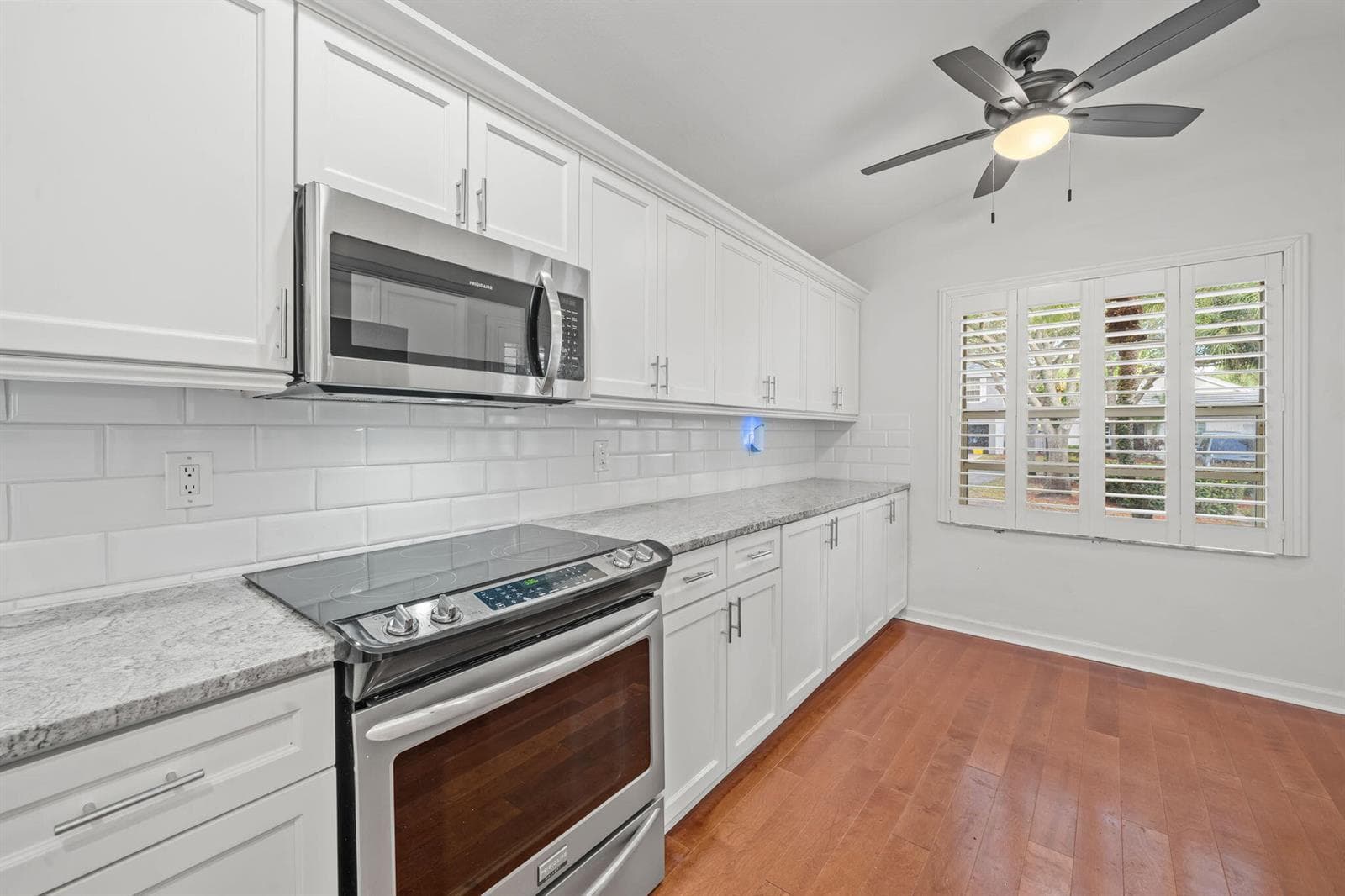 28 Governors Court, Palm Beach Gardens FL 33418