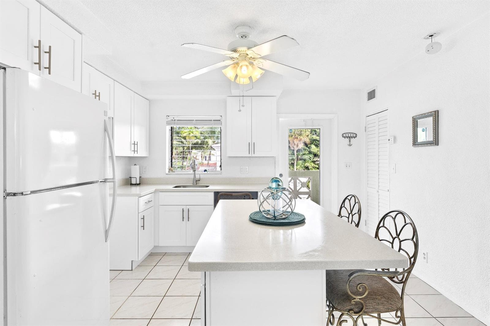 1000 SE 4th Street # 206, Fort Lauderdale FL 33301