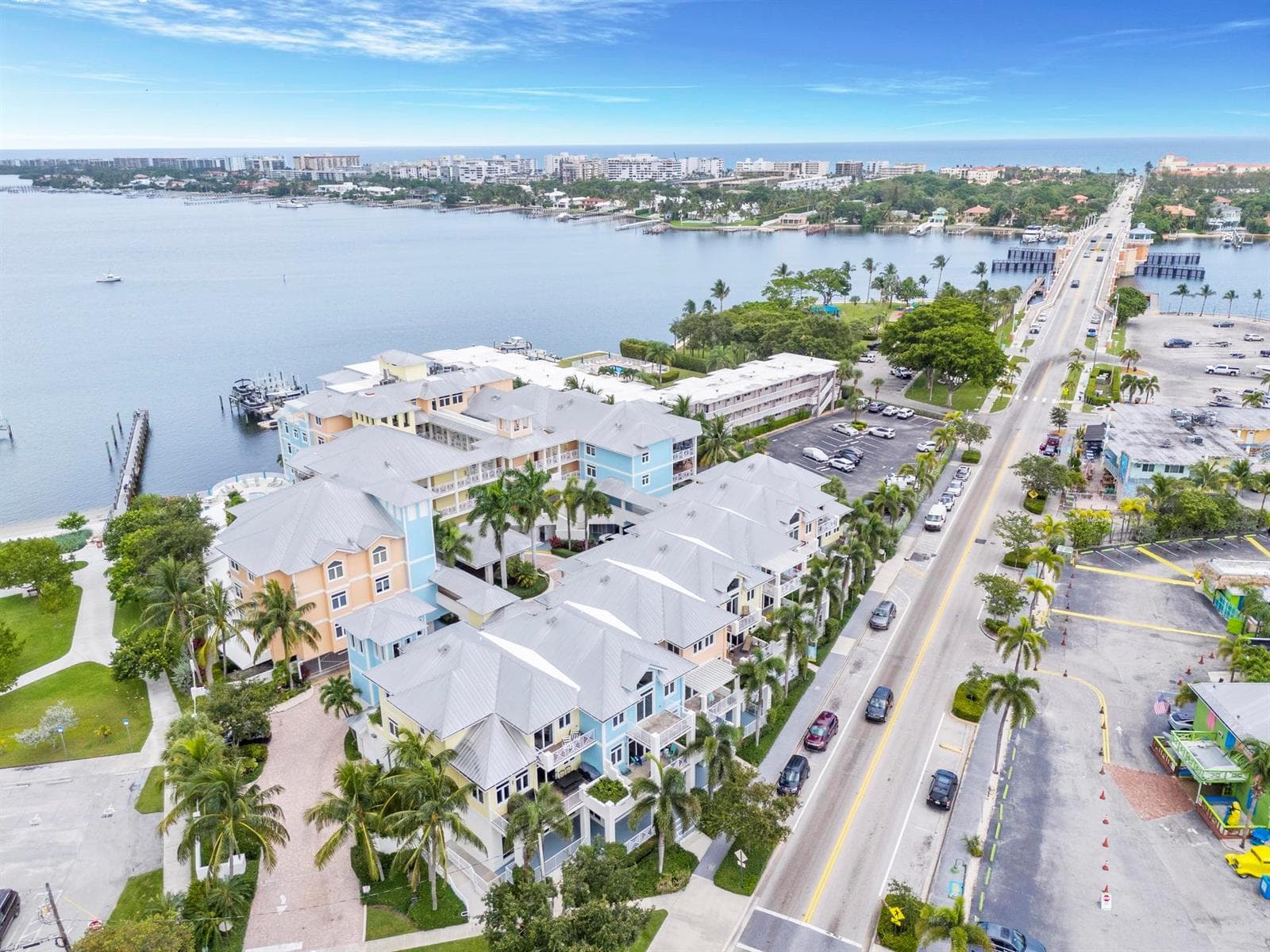 309 E OCEAN Avenue # 304, Lantana FL 33462