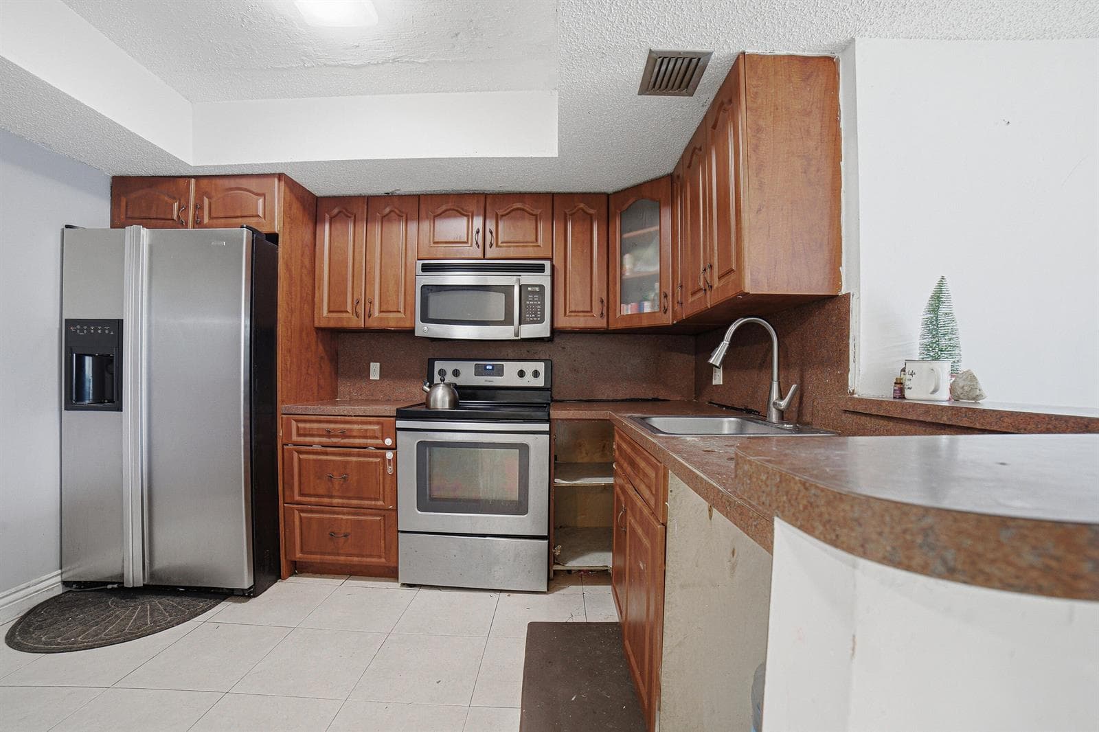 5530 NW 44TH Street # 309C, Lauderhill FL 33319
