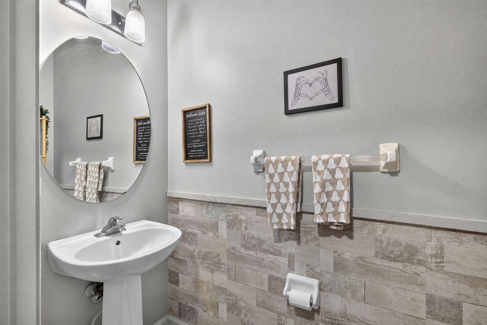 9440 E PLUM HARBOR Way, Tamarac FL 33321