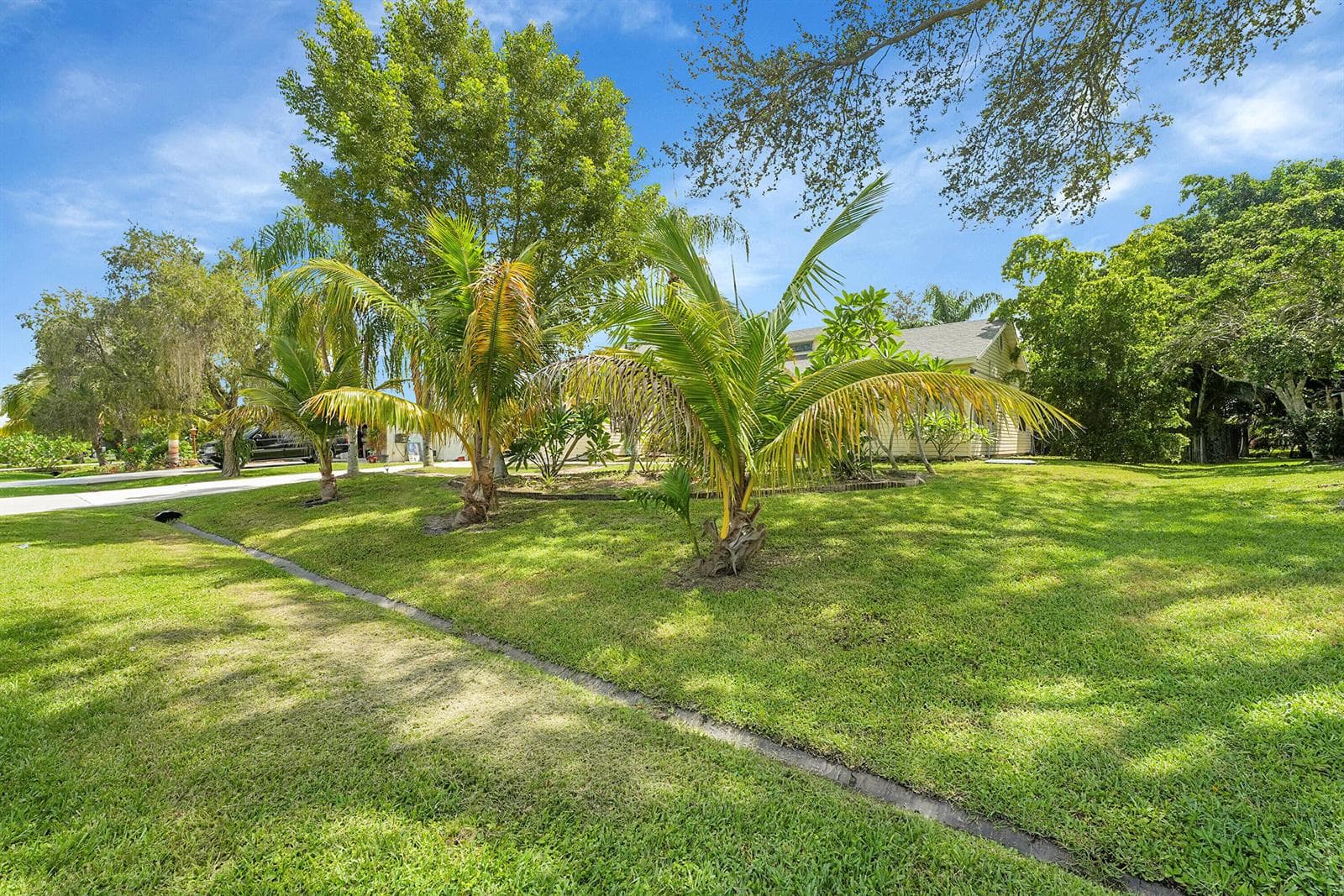 2385 SW Mountwell Street, Port St. Lucie FL 34984