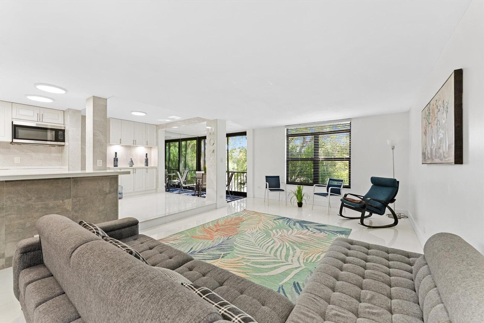 3730 INVERRARY Drive # 2L, Lauderhill FL 33319