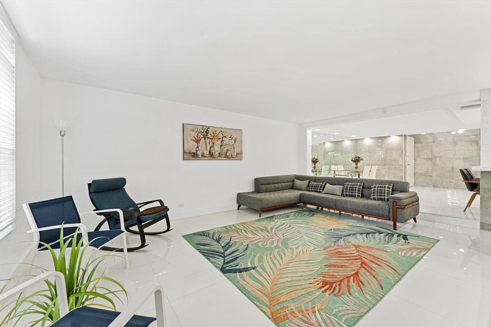 3730 INVERRARY Drive # 2L, Lauderhill FL 33319