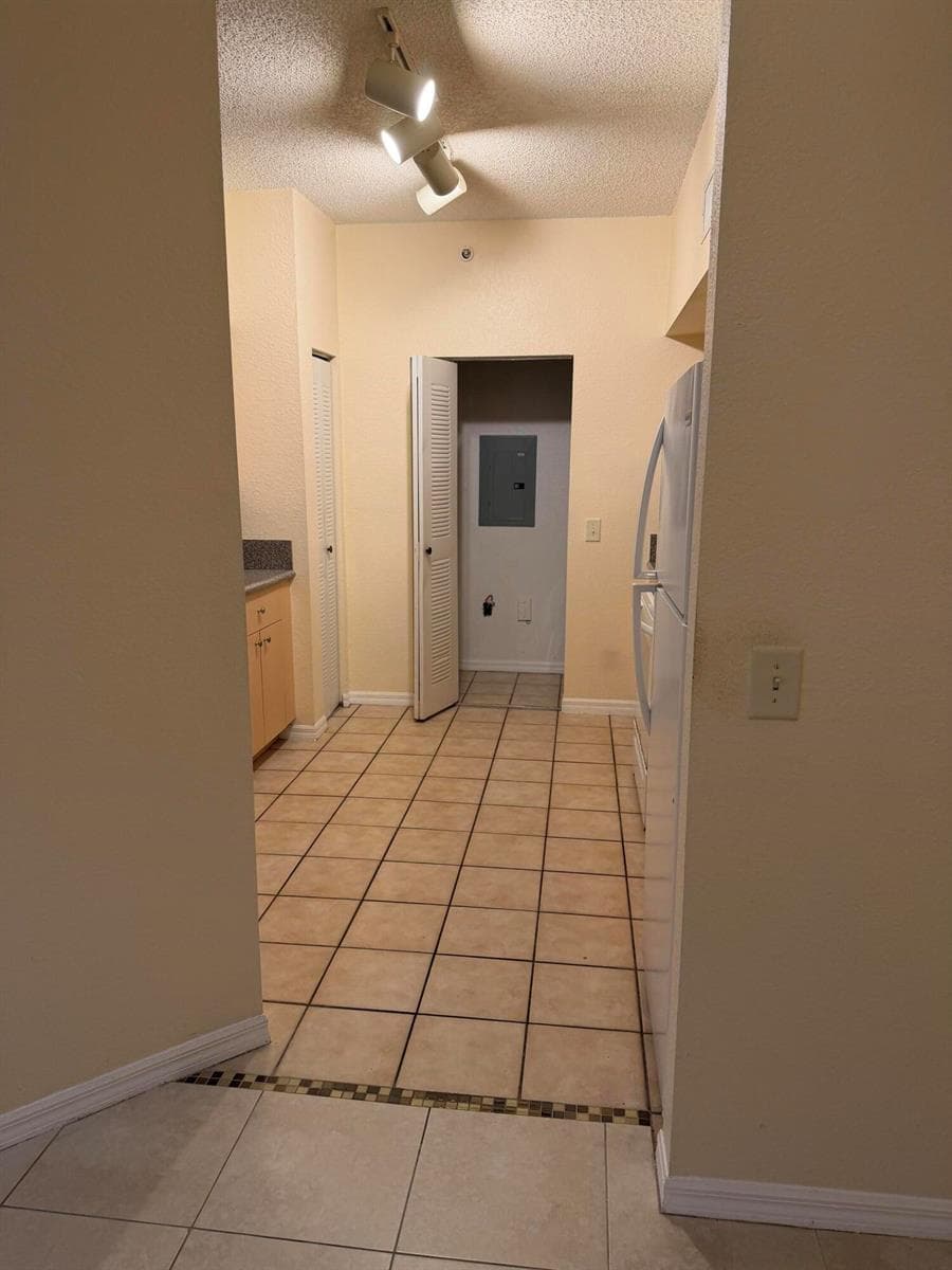 350 Crestwood Circle # 308, Royal Palm Beach FL 33411