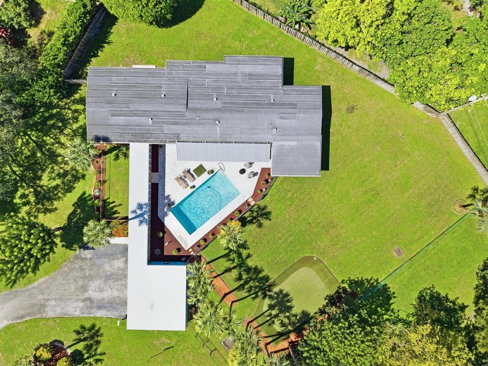 4501 E COUNTRY CLUB Circle, Plantation FL 33317