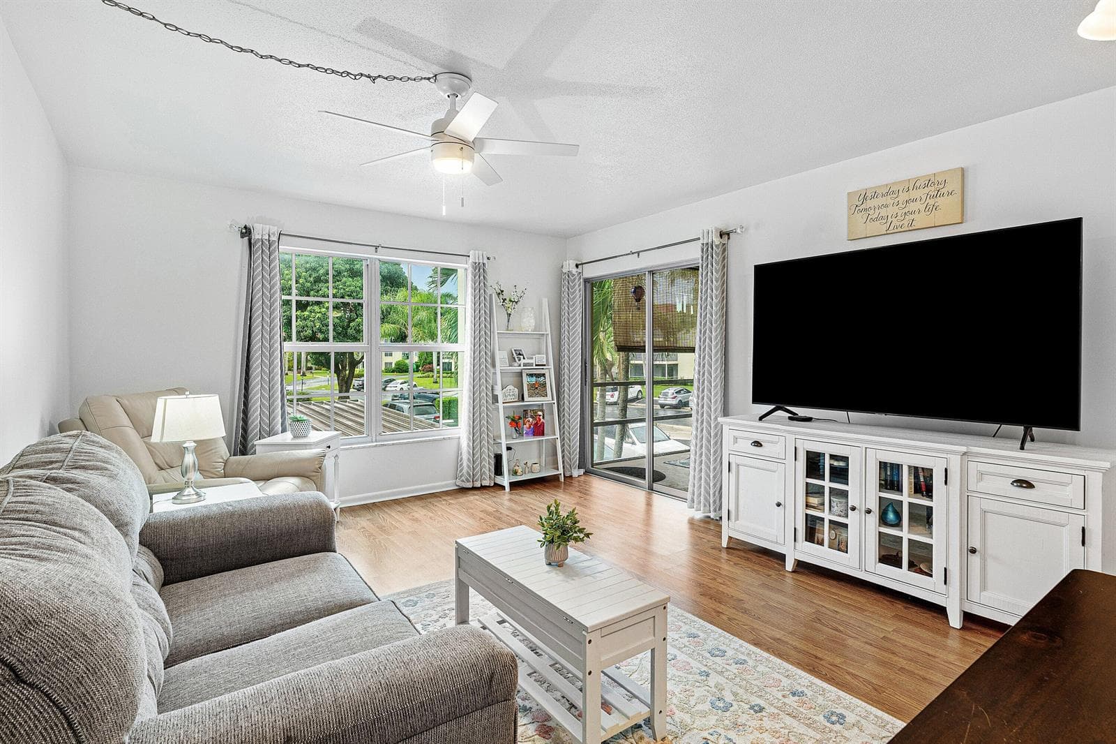 5510 TAMBERLANE Circle # 247, Palm Beach Gardens FL 33418